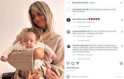 Burlando compartió una foto de su hija Sarah en los brazos de su hermana María