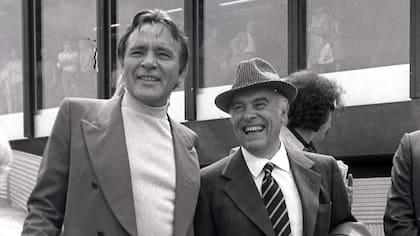 Burton junto al director italiano Carlo Ponti, en 1973