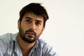 Asesinaron a un joven funcionario municipal de Almirante Brown en su casa