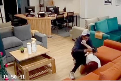 Buscan a un peligroso delincuente que atacó a la empleada de una mueblería.