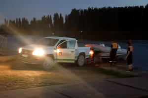 Buscan a una niña que desapareció en el río Limay