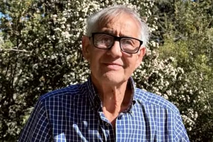 Carlos Ancapichun, el hombre de 76 años que trabajó como cuidador de la casa de la reina Máxima de Países Bajos en el country Cumelén de Villa La Angostura