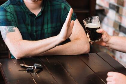 Buscar alternativas para quienes enfrentan dificultades con el consumo de bebidas alcohólicas