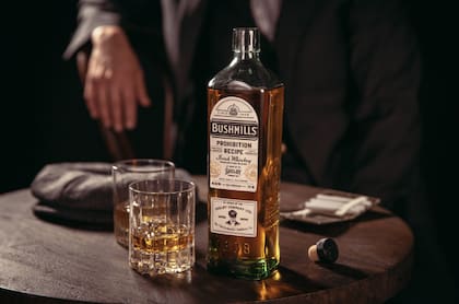 Bushmills Prohibition Recipe Irish whiskey, elaborado "a pedido de Shelby Co."