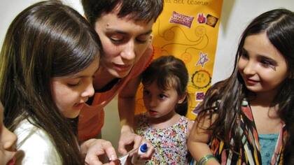 Búsqueda del tesoro. Sobre la pared: la cartulina-mapa