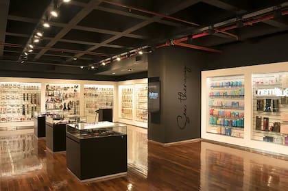 Buttman, una de las cadenas de sexshops más grande de la Argentina, llegó a los freeshops del aeropuerto Ministro Pistarini y de Aeroparque