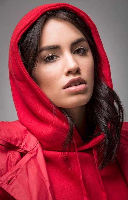 Buzo y jogging (Ay Not Dead, $2585 y $2055), trench (Perramus, $4990).