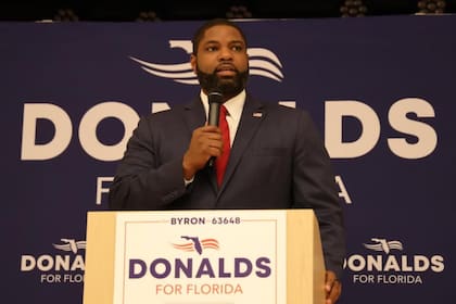 Byron Donalds anunció formalmente su postulación para gobernador de Florida en febrero de 2025