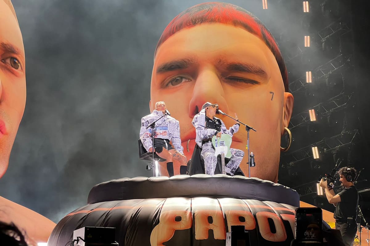 Ca7riel y Paco abrieron el show de Kendrick Lamar en River, a un año del Tiny Desk que los hizo megafamosos