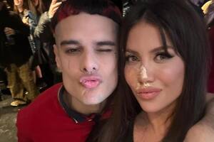 Ca7riel besó a Wanda Nara en su show y recibió amenazas de muerte de parte de los hinchas turcos del Galatasaray. Foto/Instagram: @wanda_nara