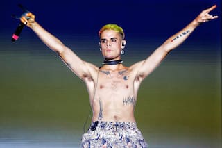 Ca7riel: “Podría hacer mil canciones ahora, pero no las puedo vender”