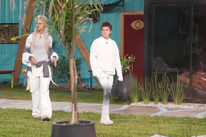 Ca7riel y Paco Amoroso, en su ingreso a la casa de Gran Hermano