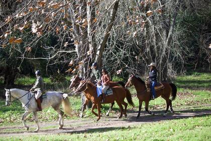 Cabalgata en Campo de Mayo