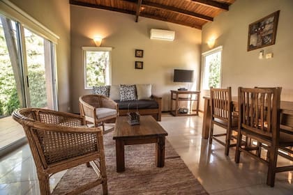 Cabañas del Espera, sobre el río Espera.