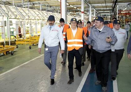 Cabrera, ayer, al recorrer la planta de Renault-Nissan