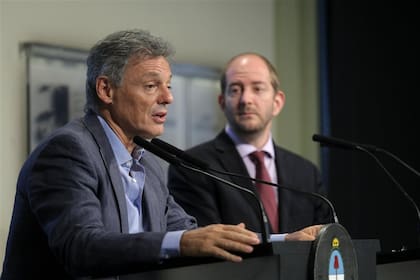 Cabrera y Braun ayer, en la Casa Rosada, al anunciar la medida que se publicará hoy