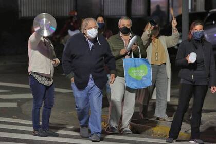 Cacerolazo en Quintana y Callao