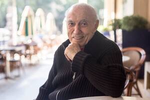 Cacho Fontana tenía 90 años; su ciclo Odol Pregunta marcó una era en la TV, así como el Fontana Show lo hizo en la radio