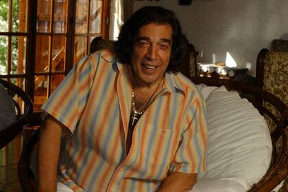 El doctor Alfredo Cahe se refirió a la salud del cantante