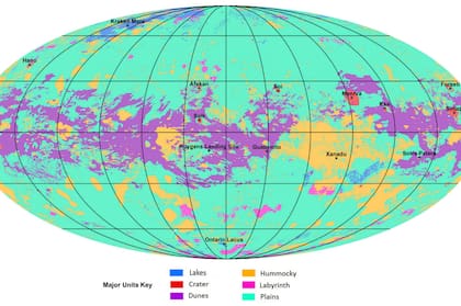 Cada accidente geológico está representado con un color correspondiente en la superficie de Titán