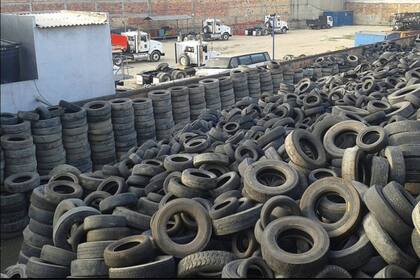 Cada año en Europa alrededor de 300 millones de neumáticos quedan fuera de uso