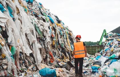 Cada año se producen 92 millones de toneladas de residuos textiles y la mayoría terminan en vertederos en el Sur global