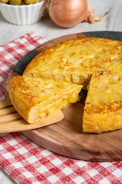 Cada cocinero puede elegir el punto de cocción de la tortilla (Foto: Freepik)