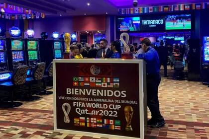 Cada noche, el casino tiene gran concurrencia (Foto Norberto Paredes / BBC News Mundo)