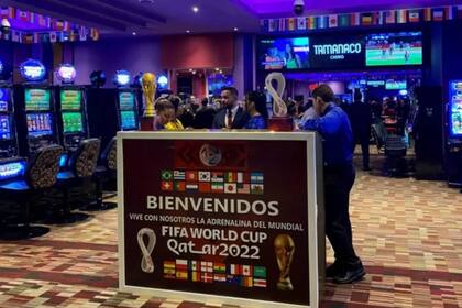 Cada noche, el casino tiene gran concurrencia (Foto Norberto Paredes / BBC News Mundo)