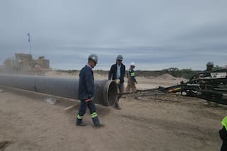 ACTUALIZA 2-Argentina YPF, Vista, Shell y Equinor firman acuerdo con chilena ENAP para exportación de petróleo