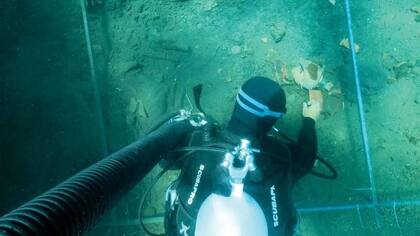 Cada verano, los arqueólogos excavan el fondo marino de Isquia y aprenden más sobre la historia de la isla.