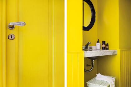 El equipamiento es antiguo: la mesada es de mármol de Carrara y la grifería fue rescatada en una demolición.