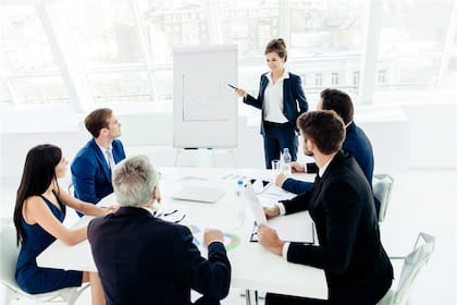 Entre las justificaciones de la resolución, la IGJ menciona que el "derecho a la igualdad y el ejercicio de sus derechos en forma igualitaria y sin discriminación por género, sexo, orientación sexual, identidad y expresión de género; ni por otras condiciones subjetivas, constituyen principios