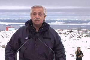Cadena nacional del Presidente de la Nación, Alberto Fernández, desde Antártida