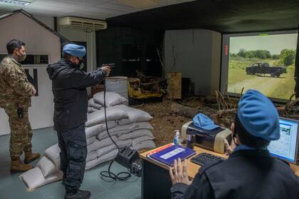 Ejercicios en el Centro Argentino de Entrenamiento Conjunto para Operaciones de Paz (Caecopaz) para el despliegue de militares en misiones de la ONU
