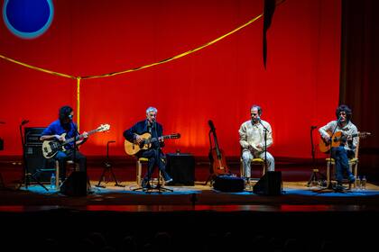 Caetano Veloso y sus hijos