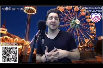 En abril el Ensamble fue una de las primeras salas alternativas que apostaron al streaming en vivo. El actor Cordonet Pablo, con la ayuda de su hijo Manuel, habría armado el escenario en su casa para presentar el ciclo de café concert