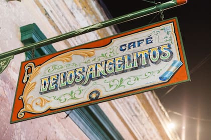 Café de los Angelitos funciona desde 1890.