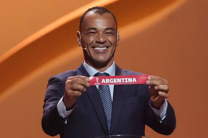 Cafú sacó la bolilla argentina en el sorteo