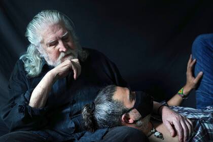 Caja de invenciones y autorretrato el día de cumpleaños de Juan, Buenos Aires, 9 de octubre de 2020