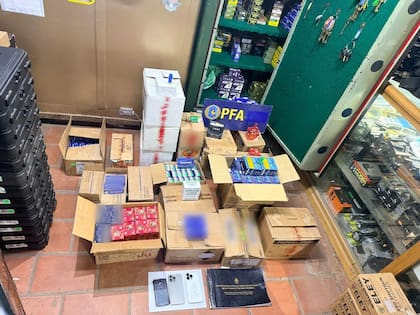 Cajas con municiones de distinto calibre