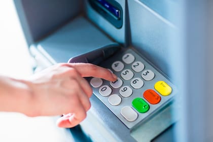 Los cajeros automáticos y el home banking permanecerán operativos en esta jornada 