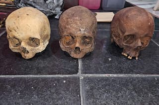 Las andanzas de un narco dejaron al descubierto un arsenal, un polvorín y hasta calaveras