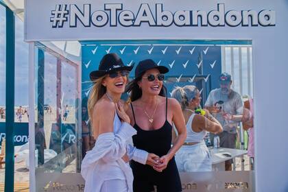 Cale Ruggeri y Sofi Jujuy Gimenez comenzaron el año moviendo el cuerpo junto a Rexona.