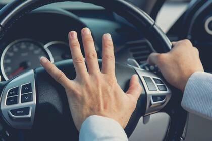 California encabeza el listado de los más violentos y Hawái tiene a los conductores más educados