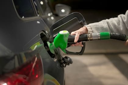 California es el segundo estado con los precios de gasolina más altos de EE.UU.