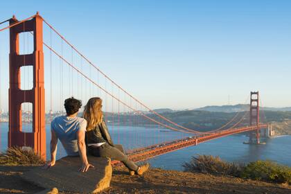 California fue elegido por la IA como un estado más seguro para los migrantes que Illinois