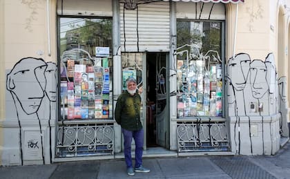 Caligari y su dueño, Eduardo "Lalo" Acuña