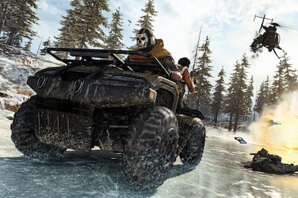 Call of Duty: Warzone se desarrolla en Verdansk, un escenario con zonas rurales y urbanas, donde los jugadores deberán enfrentarse entre sí mientras escapan a pie o en vehículos del avance de un gas mortífero