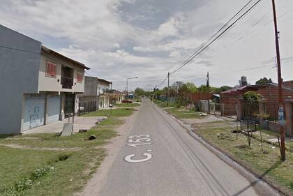 Un niño murió ahogado en una vivienda de la calle 153 entre 68 y 69, en Los Hornos, La Plata